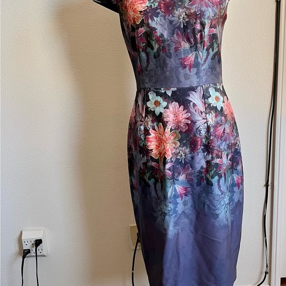 Floral Print Dress - Picture 1 of 8